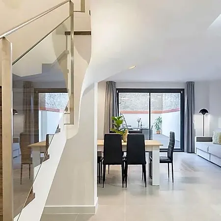 Cosmo Concell De Cent 4*