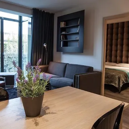Cosmo Concell De Cent 4* Barcelona