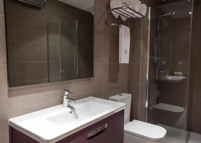 Cosmo Concell De Cent Hotel