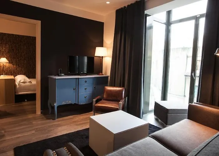 Cosmo Concell De Cent 4*
