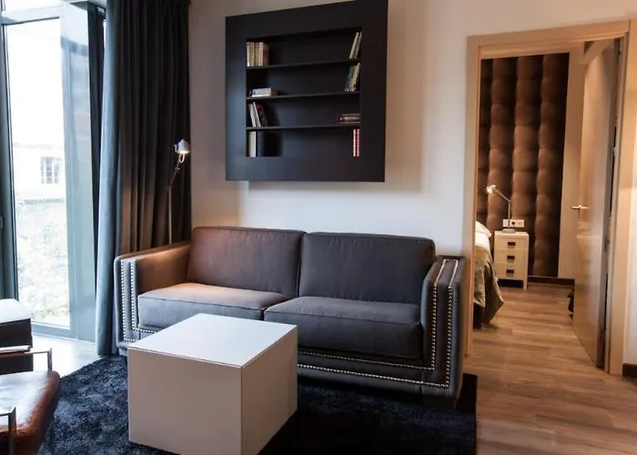 Cosmo Concell De Cent Hotel 4*