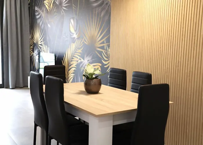Cosmo Concell De Cent 4* Барселона